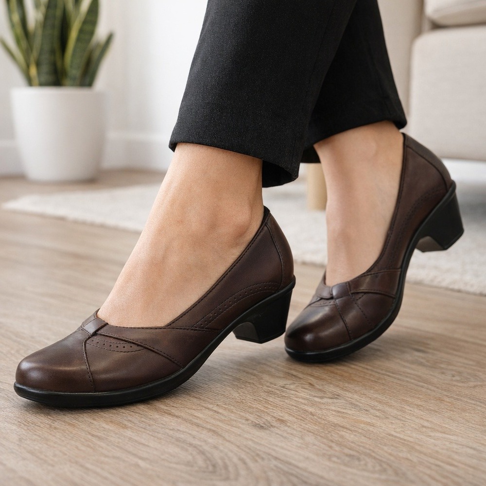 Clarks Brown Leather Low Heel Pumps